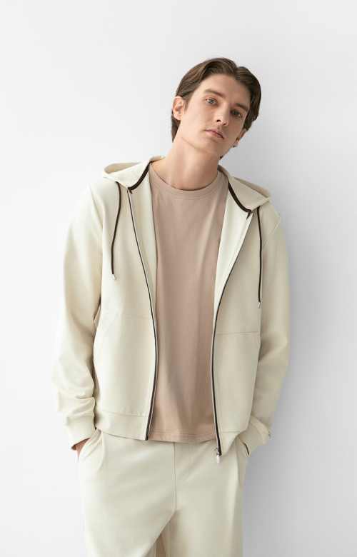 Спортивная одежда